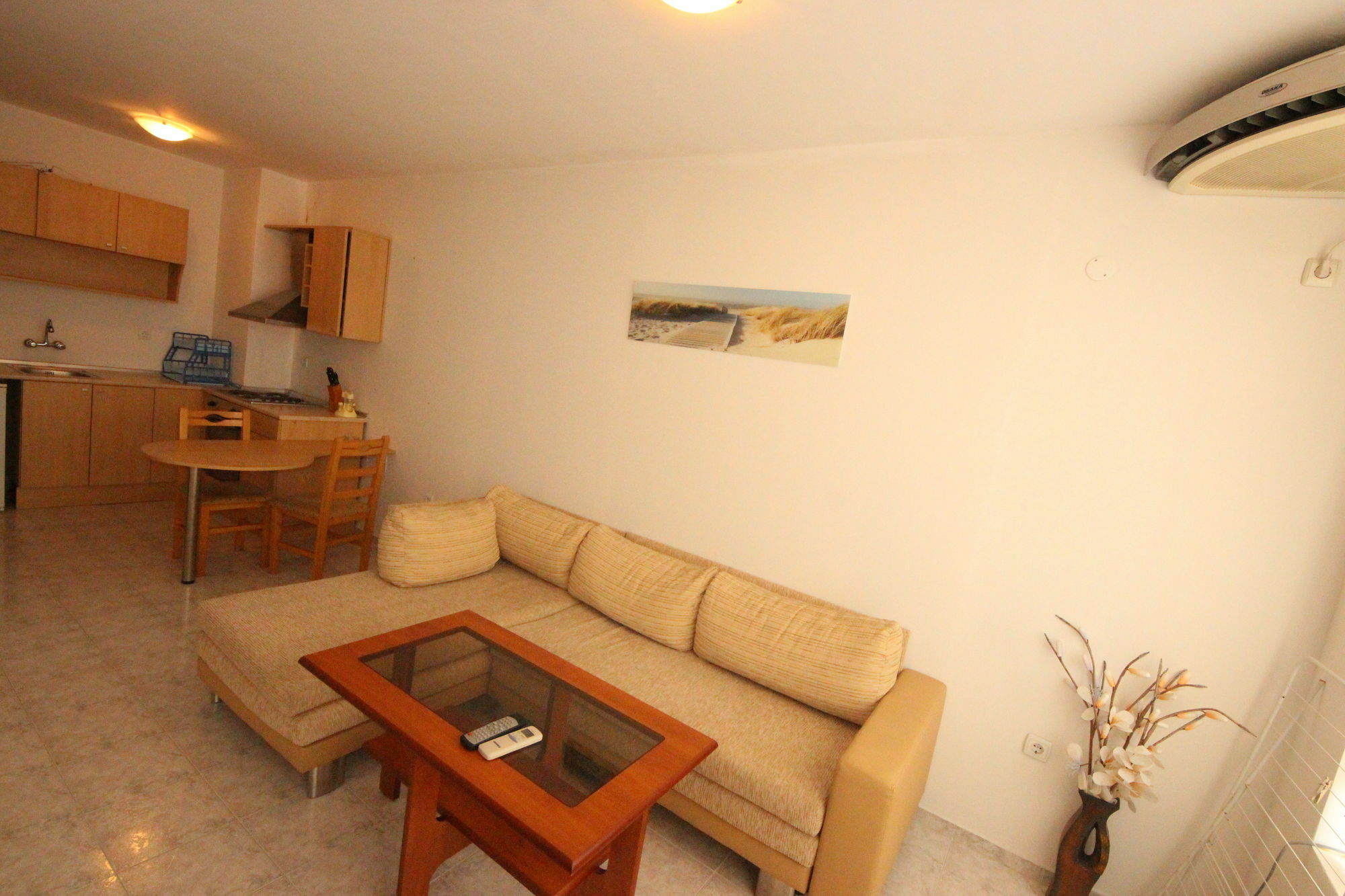 Sunny Day 1 - Menada Apartments Pantai Sunny Bagian luar foto